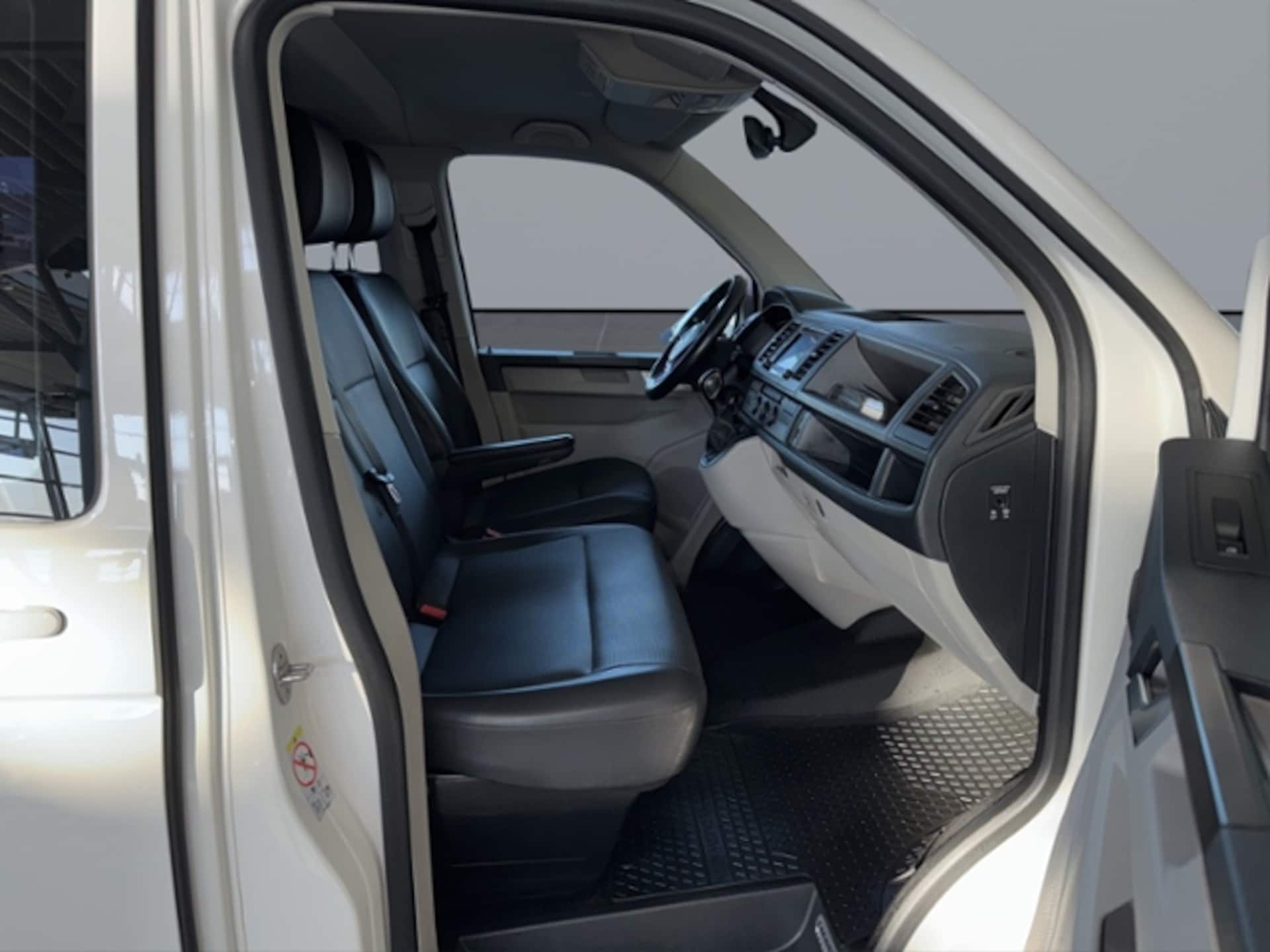 Volkswagen T6 Caravelle langer Radstand Comfortline