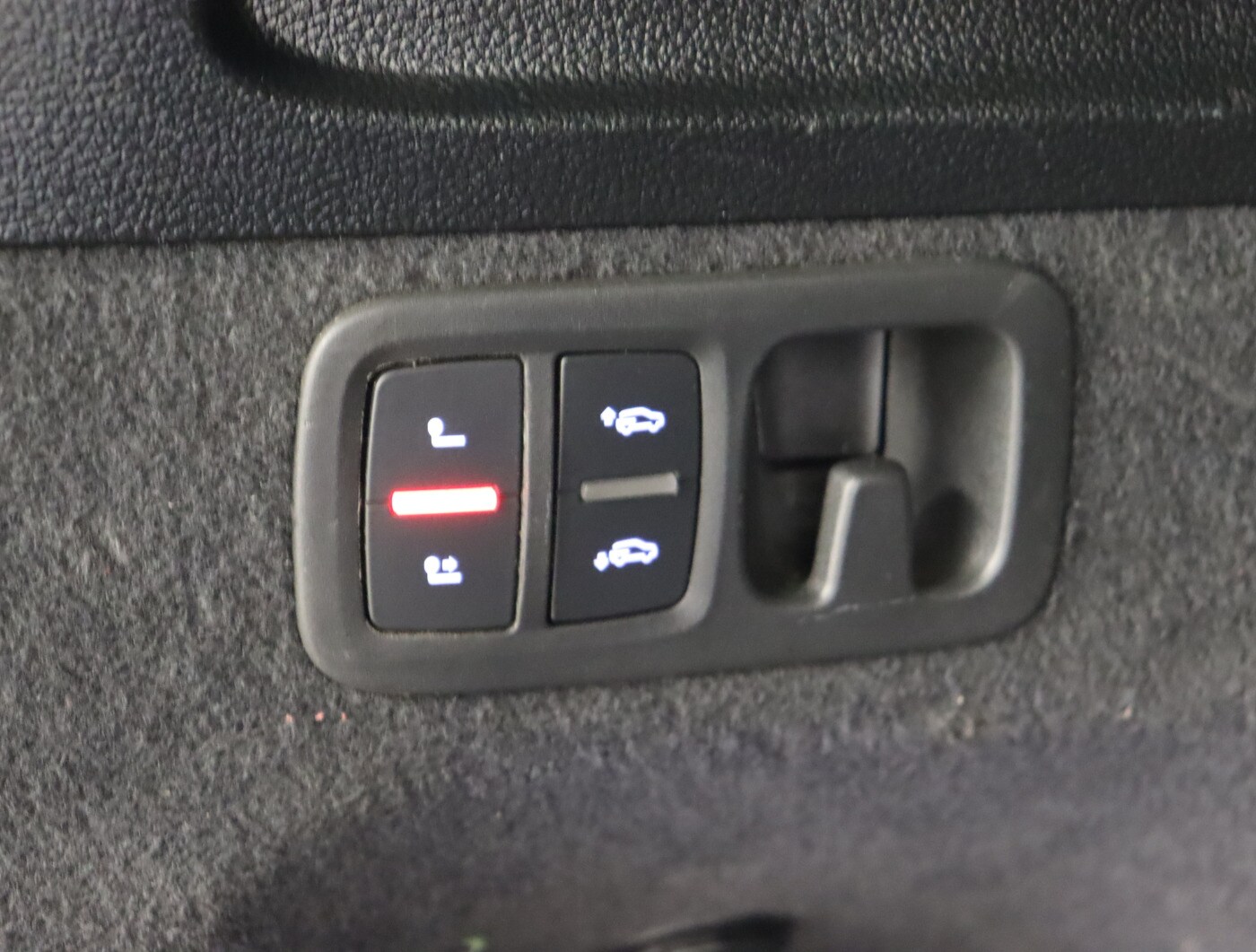 Image about Audi SQ7 TDI quattro tiptronic