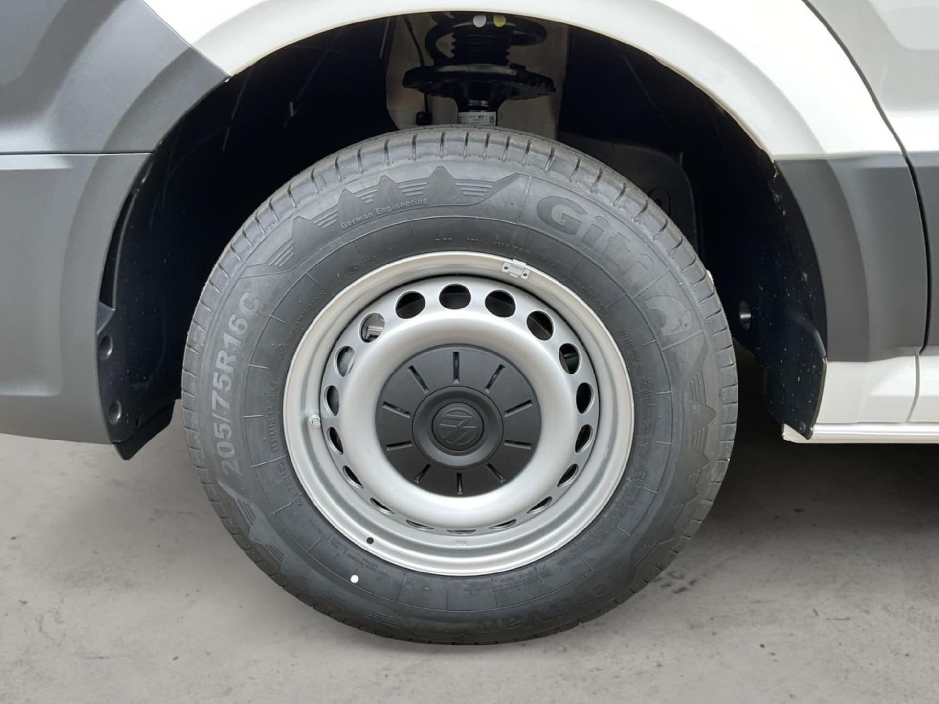 Volkswagen Crafter Kasten mittlerer Radstand