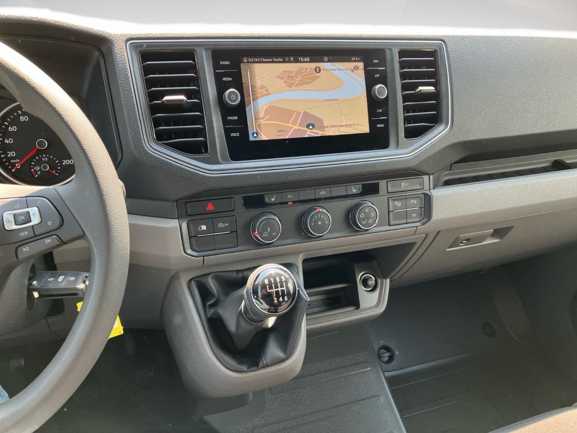 Volkswagen Crafter Kasten langer Radstand