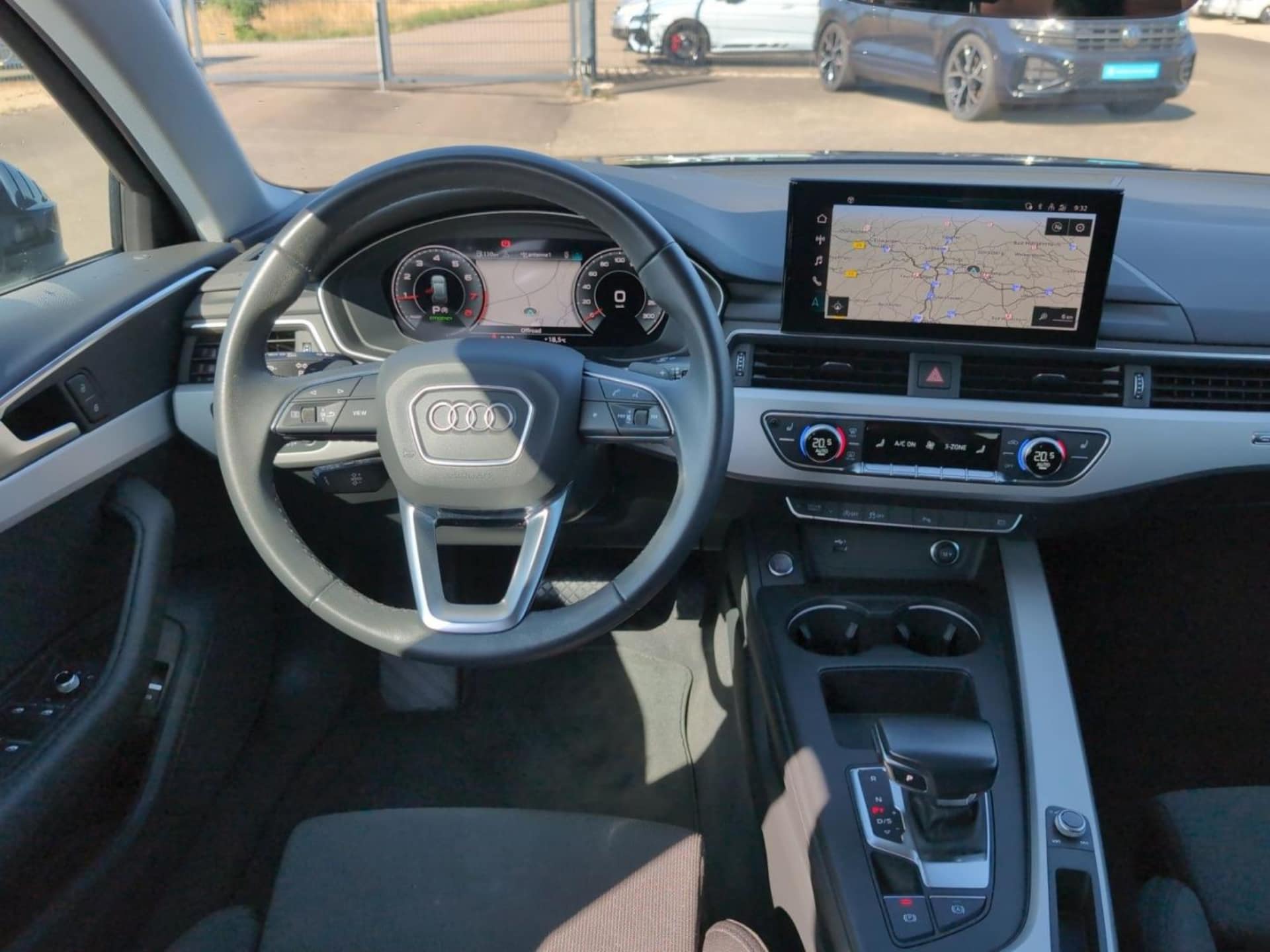 Audi A4 Avant S line