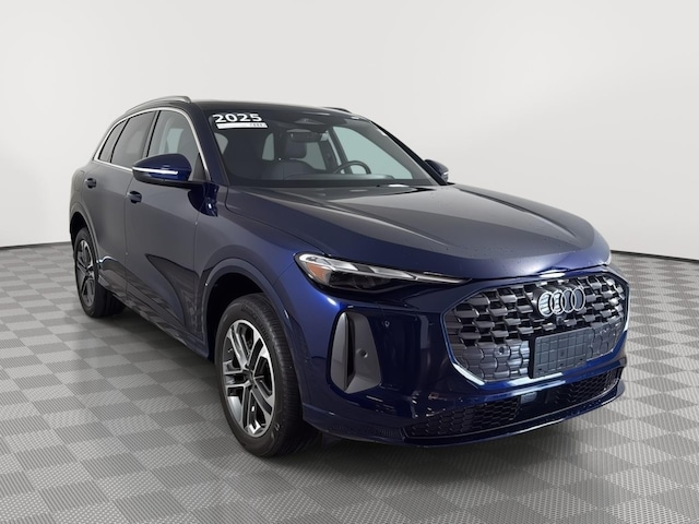 Photo of 2025 Audi Q5