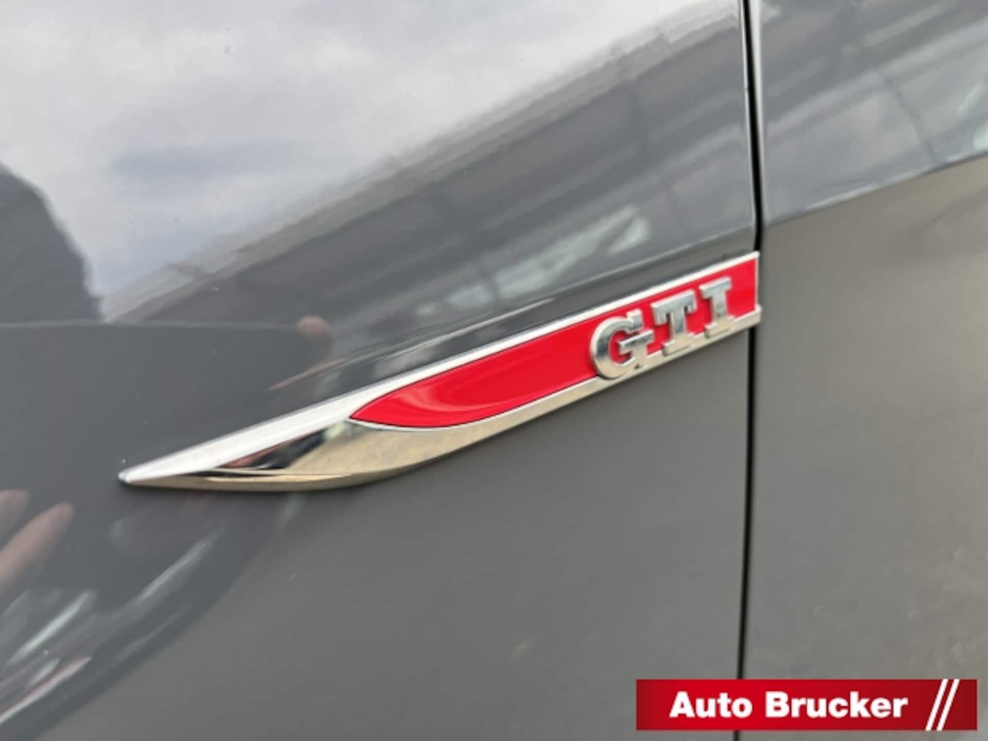 Volkswagen Golf GTI TCR