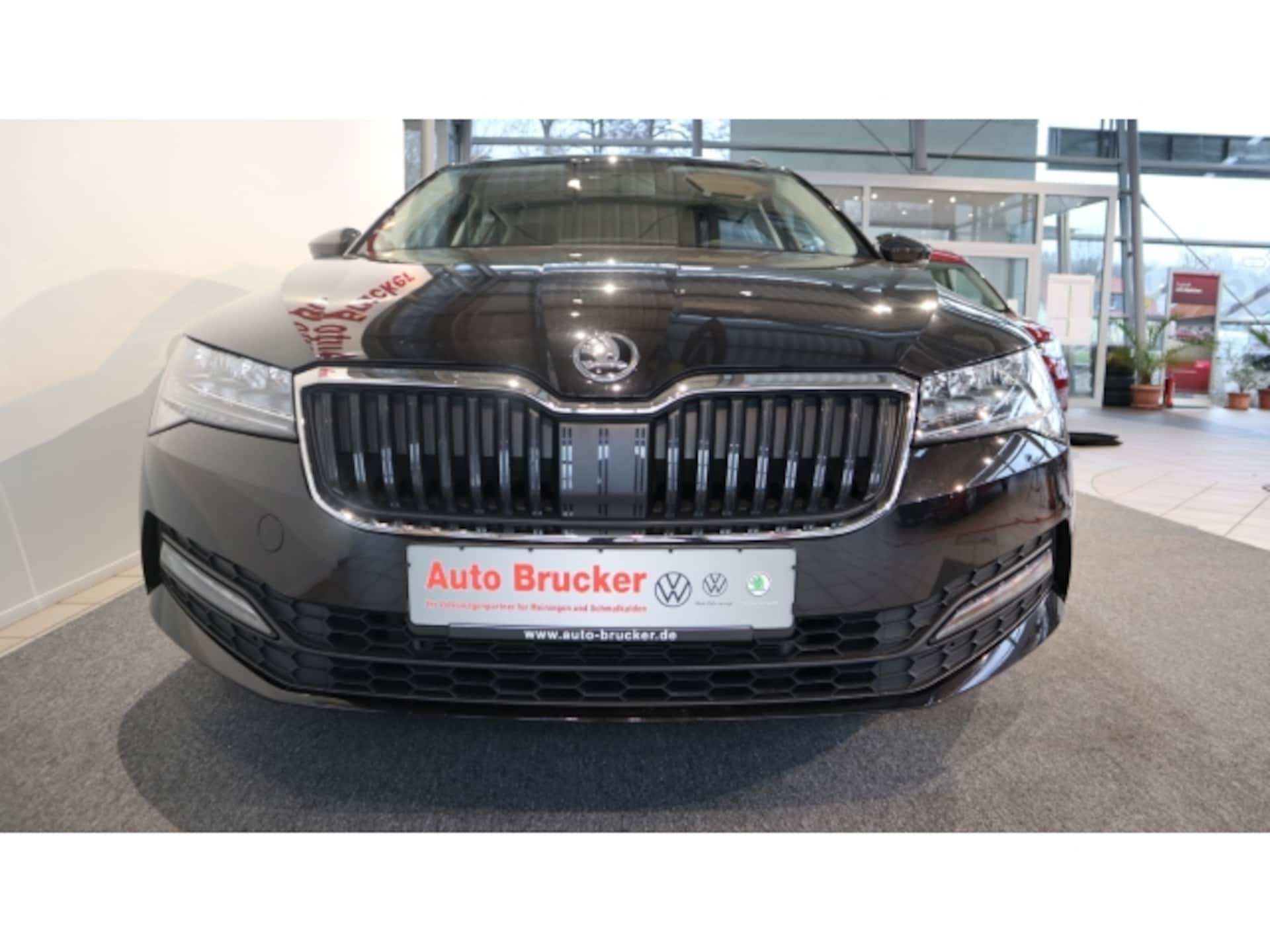 Skoda Superb Combi Active