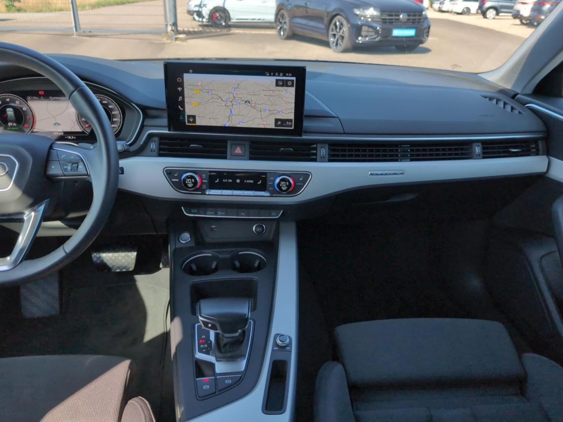 Audi A4 Avant S line