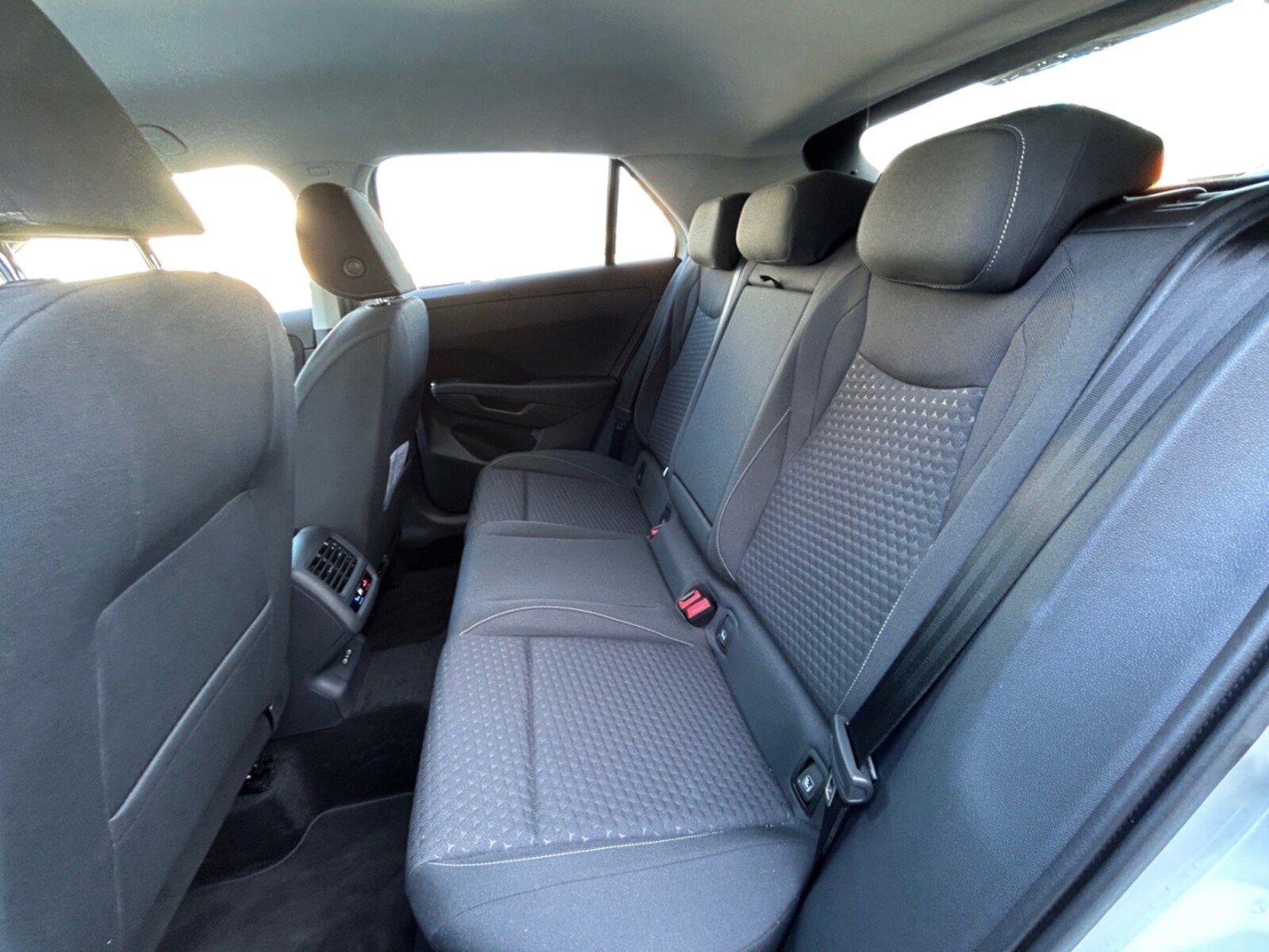 Volkswagen T-Roc – Bild 13