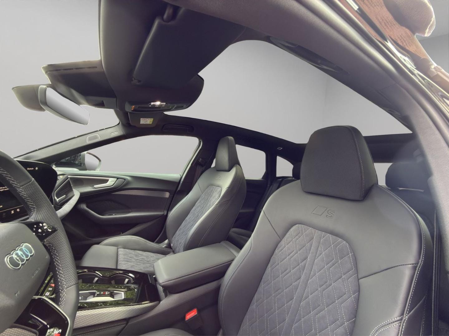 Bild über Audi A5 Avant e-hybrid e-hybrid quattro 270 kW S tronic - für weitere Informationen kontaktieren Sie den Audi Partner