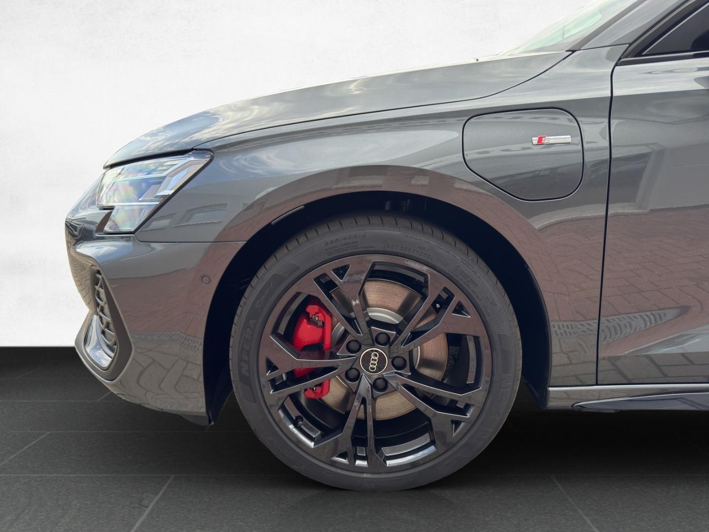 Bild über Audi A3 Sportback TFSI e S line 45 TFSI e S tronic - für weitere Informationen kontaktieren Sie den Audi Partner