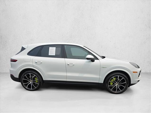 2021 Porsche Cayenne E-Hybrid Coupe