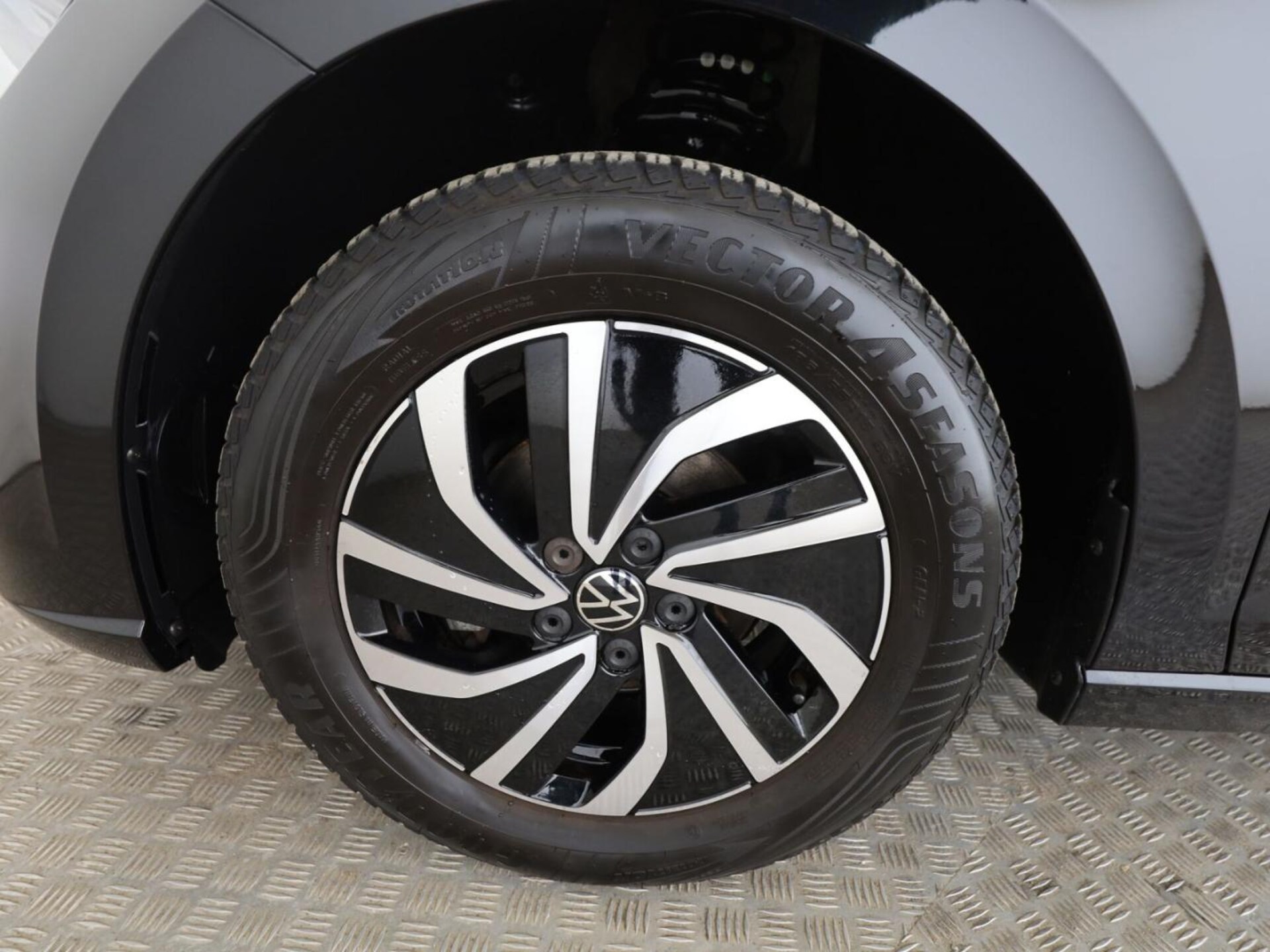 Volkswagen Polo Basis-Modell