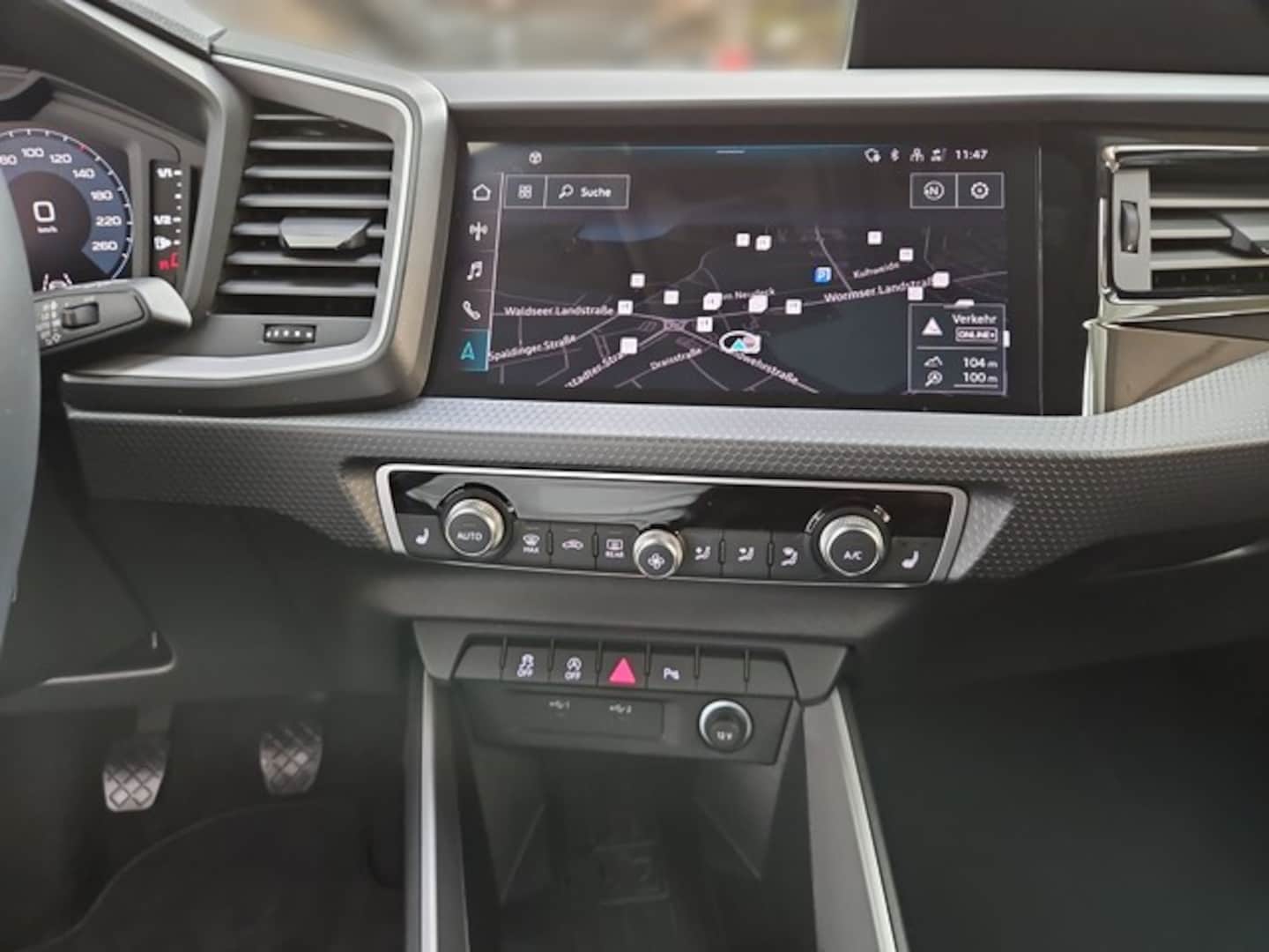 Bild über Audi A1 Sportback advanced 30 TFSI Schaltgetriebe - für weitere Informationen kontaktieren Sie den Audi Partner