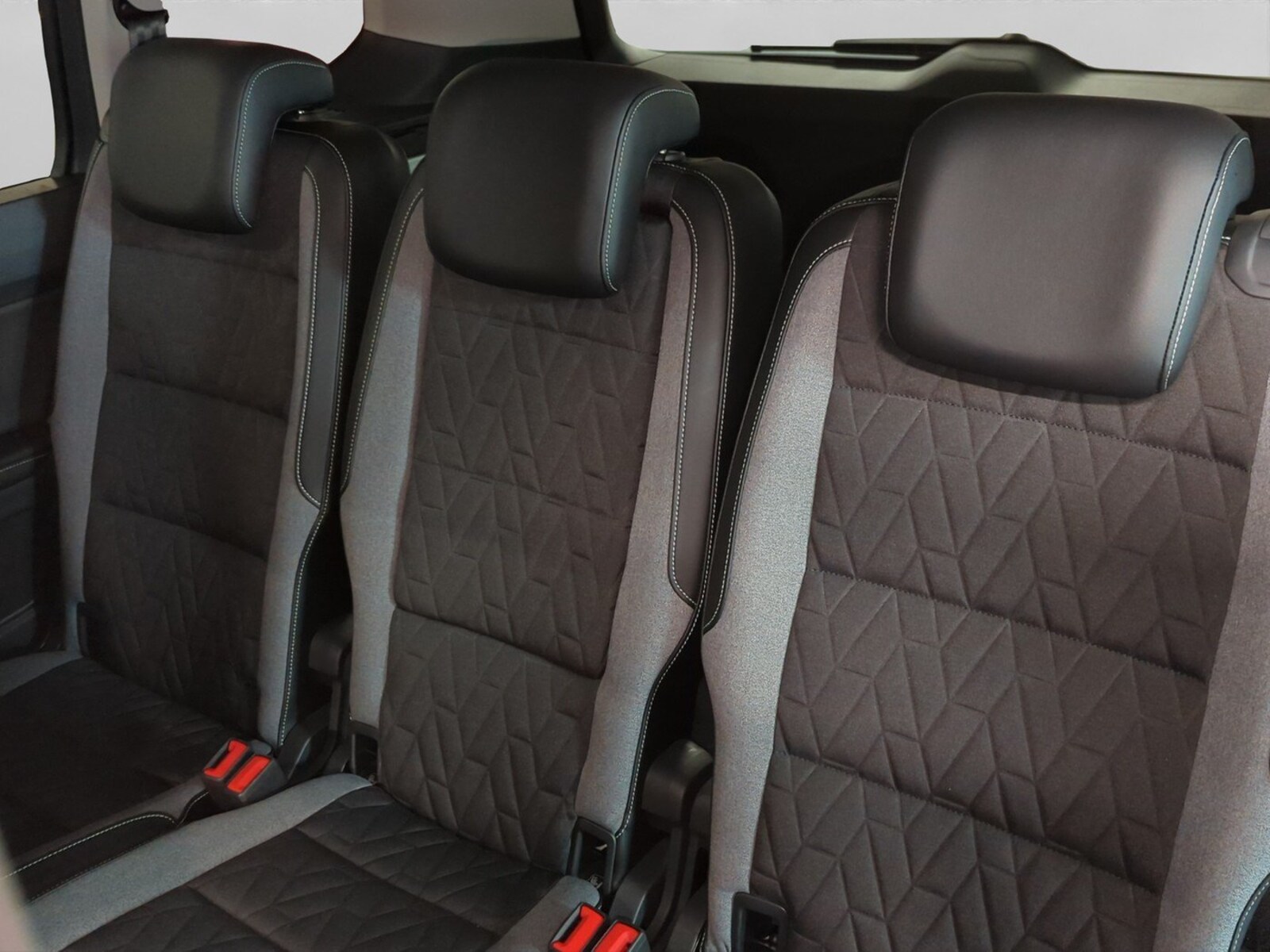 Volkswagen Touran – Bild 12