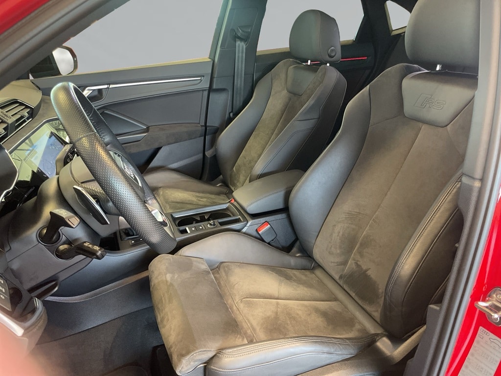 Bild som visar Audi RS Q3 Sportback RS Q3 Sportback 400 hk S tronic - för mer information kontakta din Audi Partner