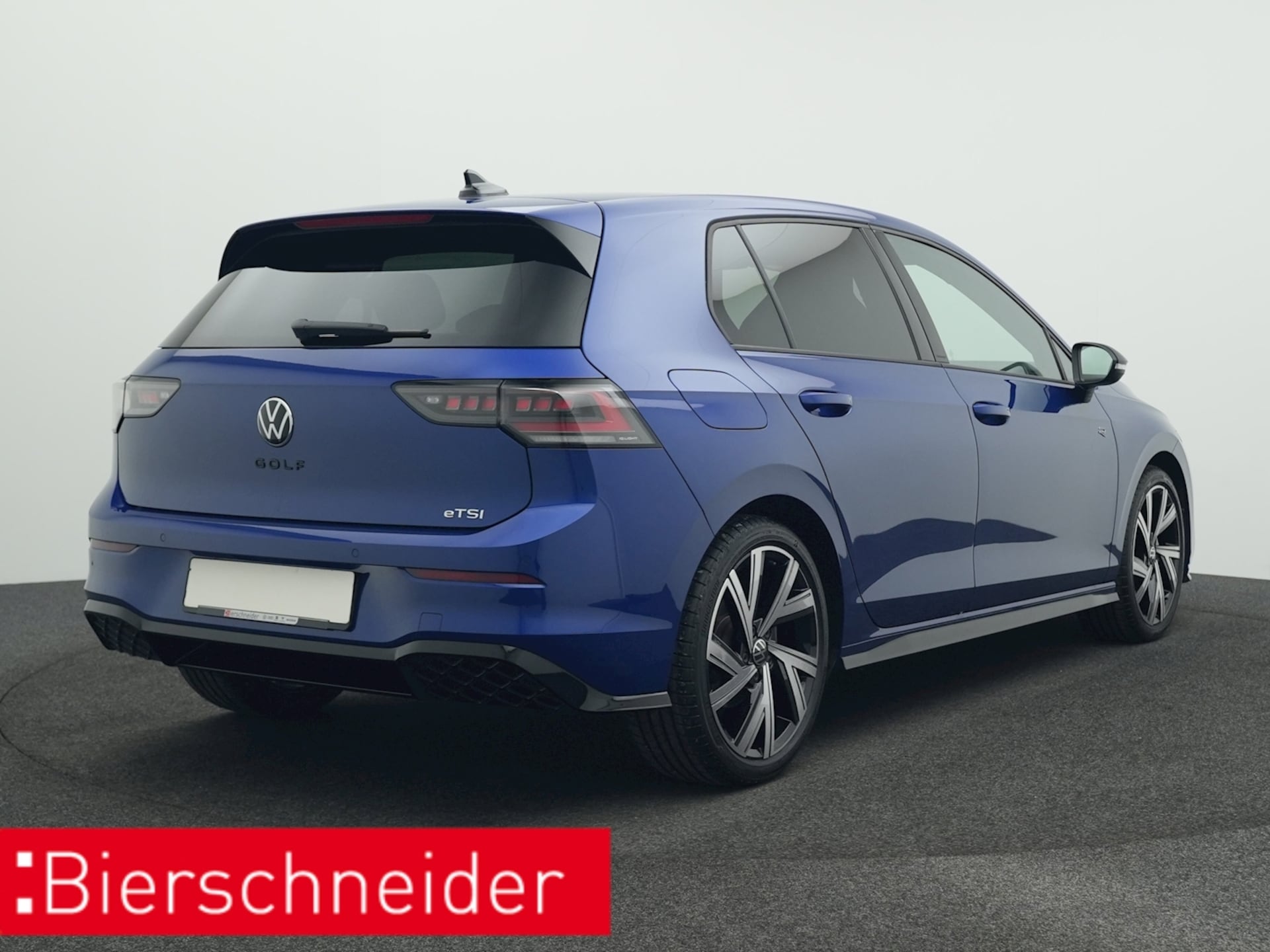 Volkswagen Golf R-Line