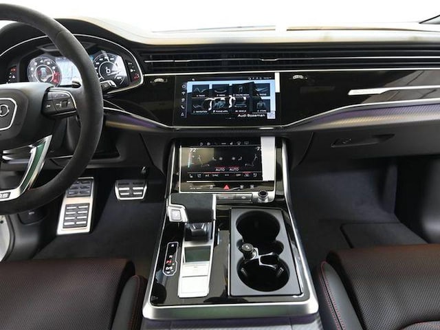 2026 Audi RS Q8 SUV performance