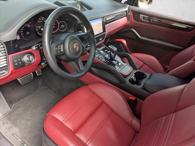 2022 Porsche Cayenne Coupé