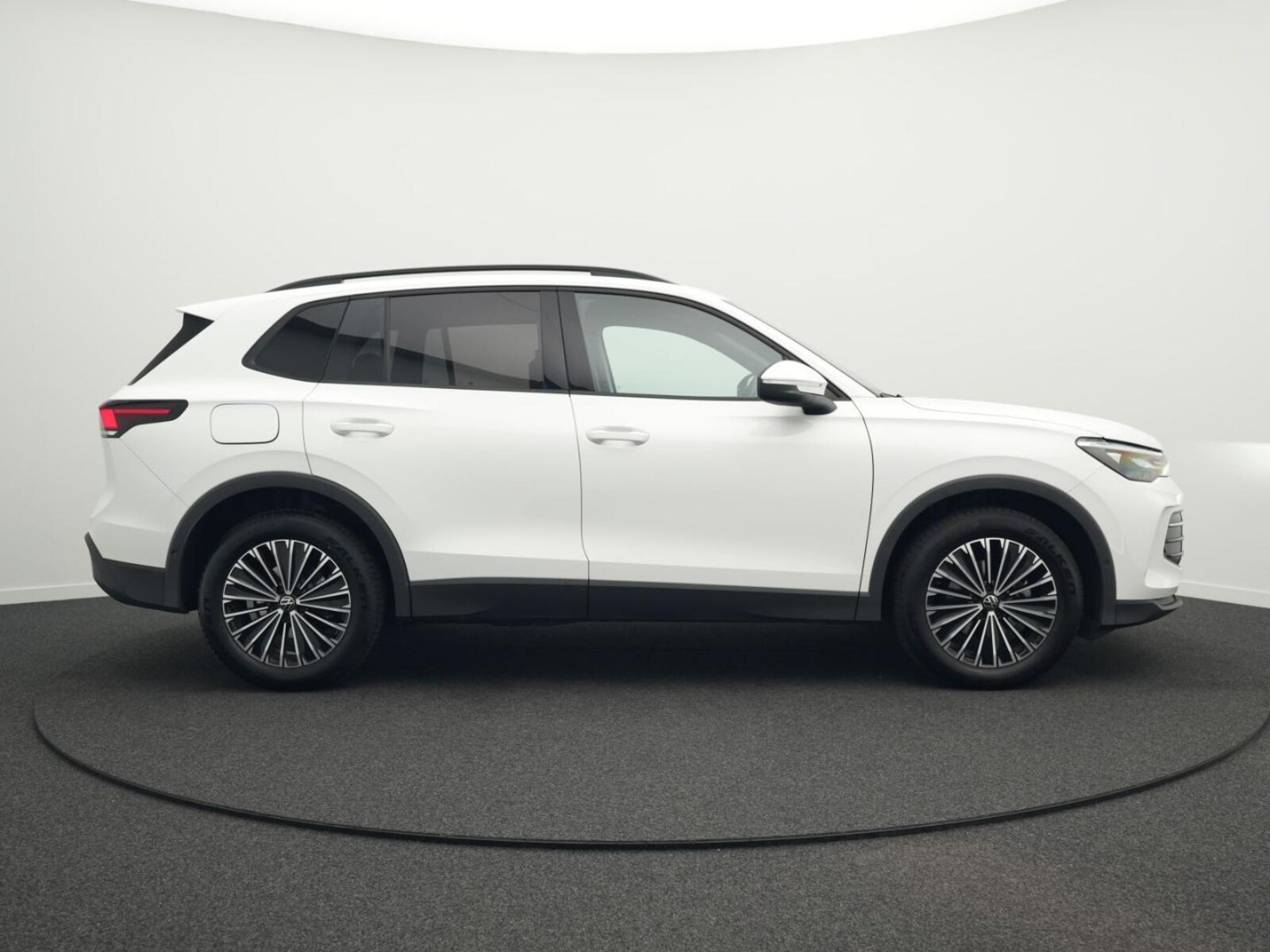 Volkswagen Tiguan – Bild 13