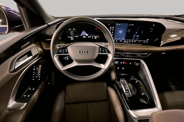 2025 Audi New Q5 Premium Plus - Photo 6