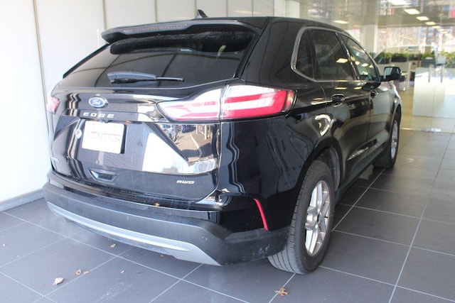 2023 Ford Edge