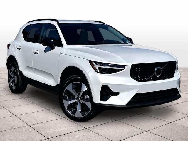 2026 Volvo XC40