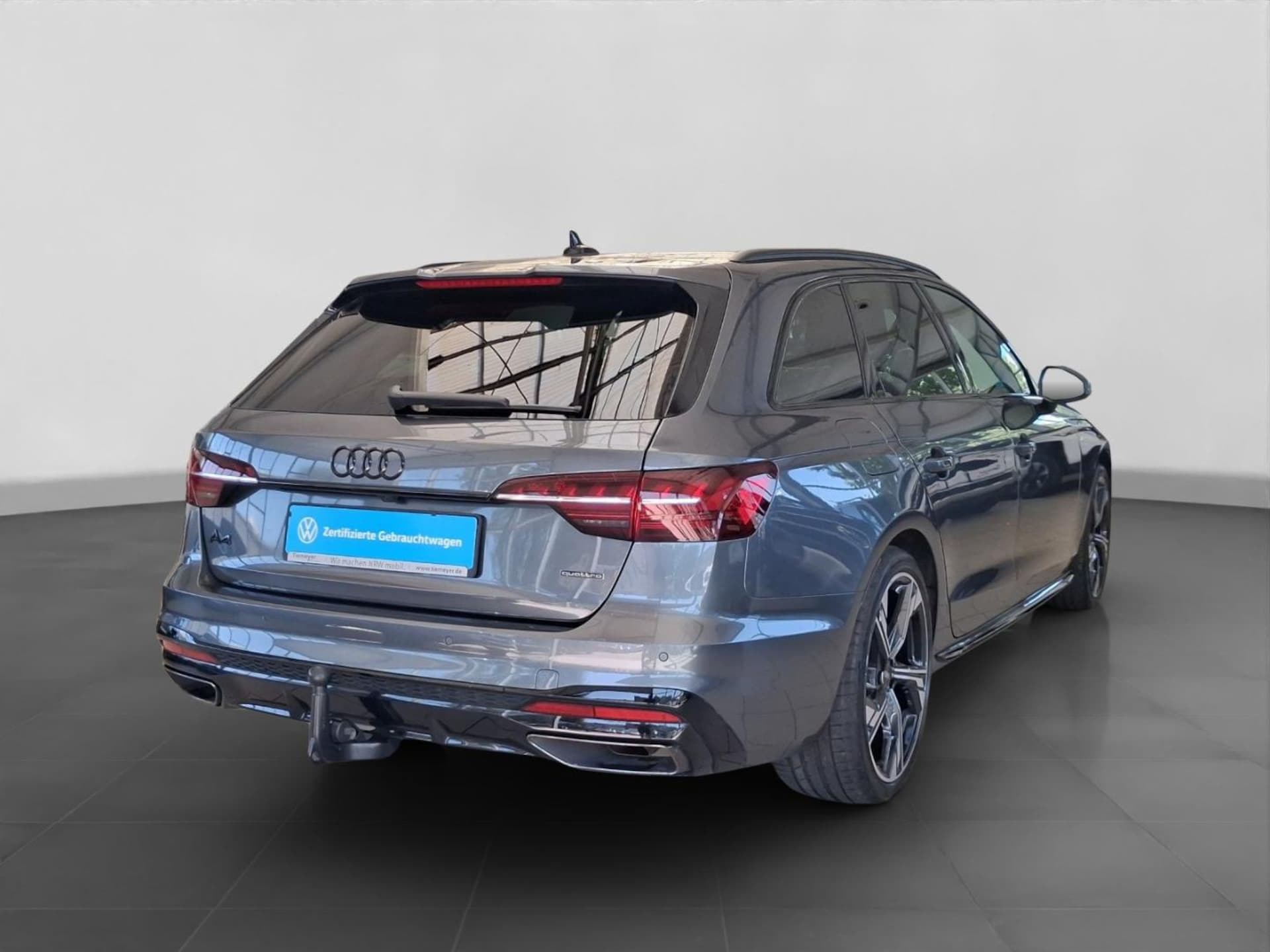 Audi A4 Avant S line