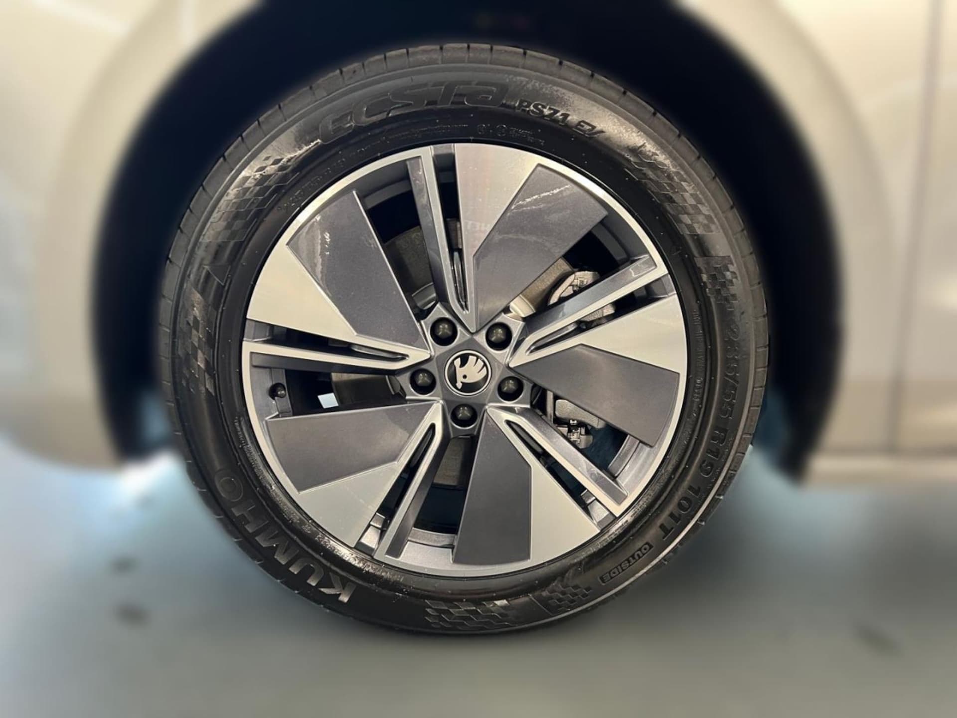 Skoda Enyaq 85x