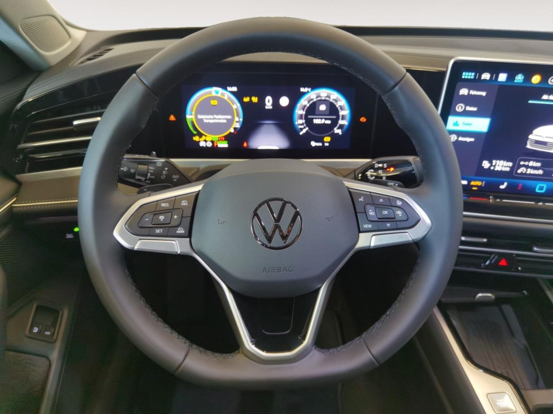 Volkswagen Passat Elegance