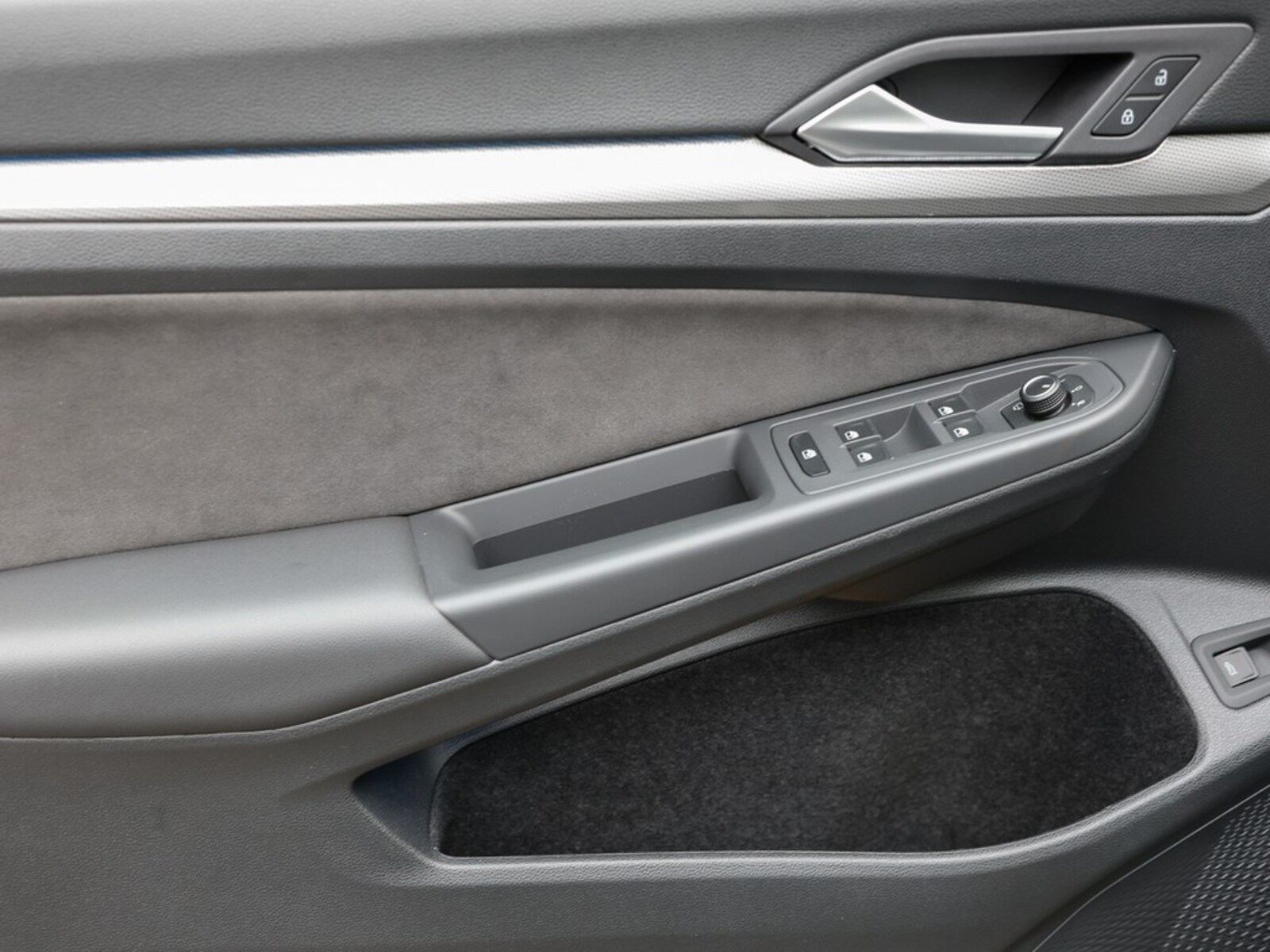 Volkswagen Golf Variant – Bild 15