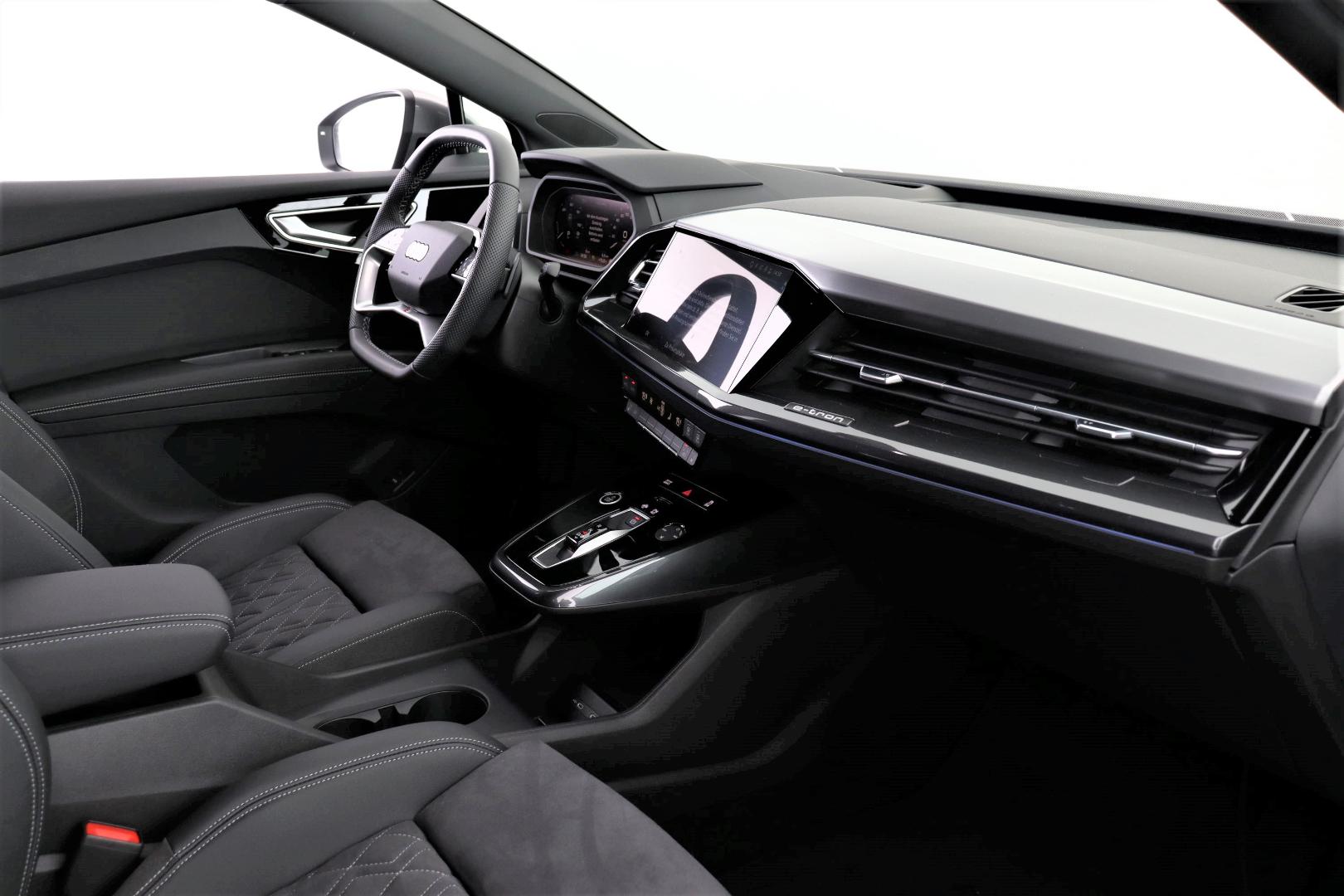 Bild über Audi Q4 Sportback e-tron 45 e-tron quattro 195,00 kW - for more details contact your dealer