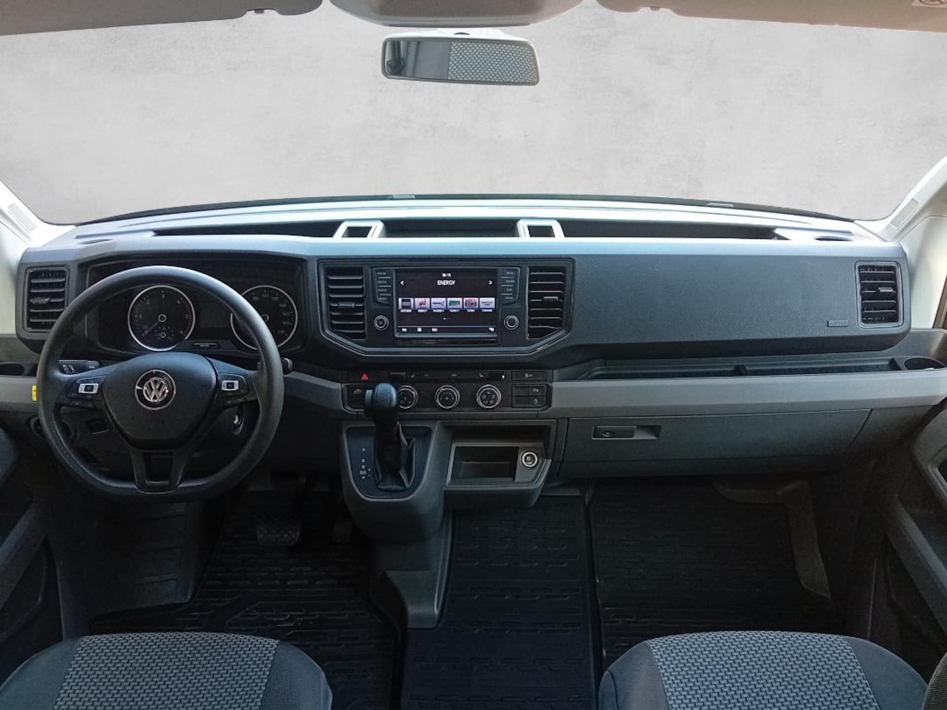 Volkswagen Grand California 680