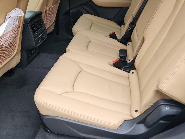 2026 Audi Q7 Premium - Photo 11