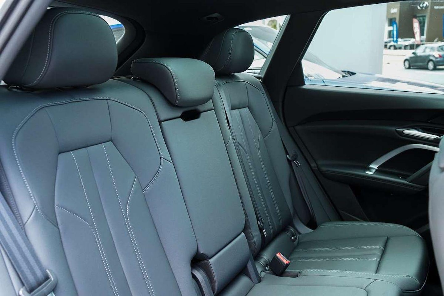 Image about Audi SQ5 SUV TFSI 270 kW edition one