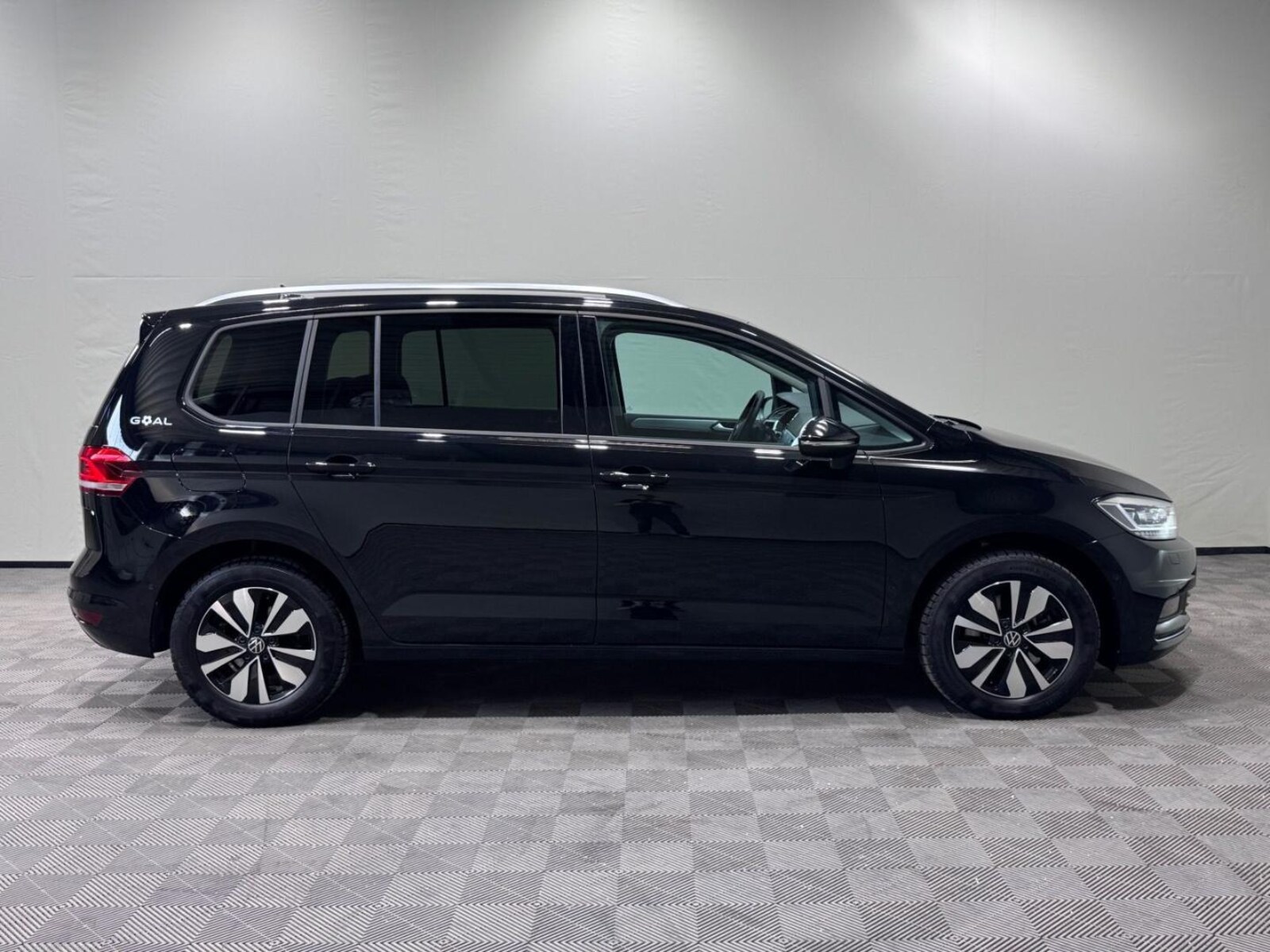 Volkswagen Touran – Bild 19