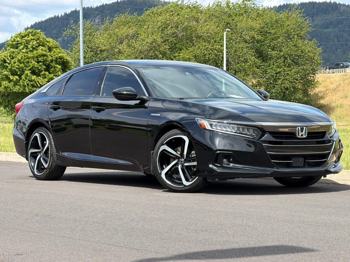 2022 Honda Accord Hybrid Sport's photo