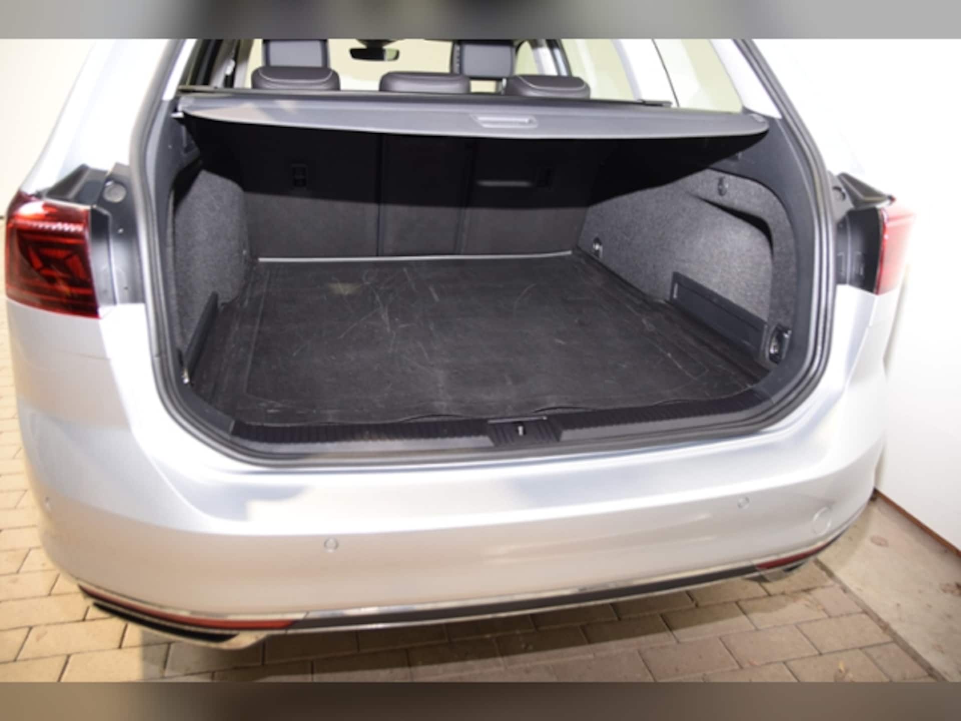 Volkswagen Passat Variant Elegance