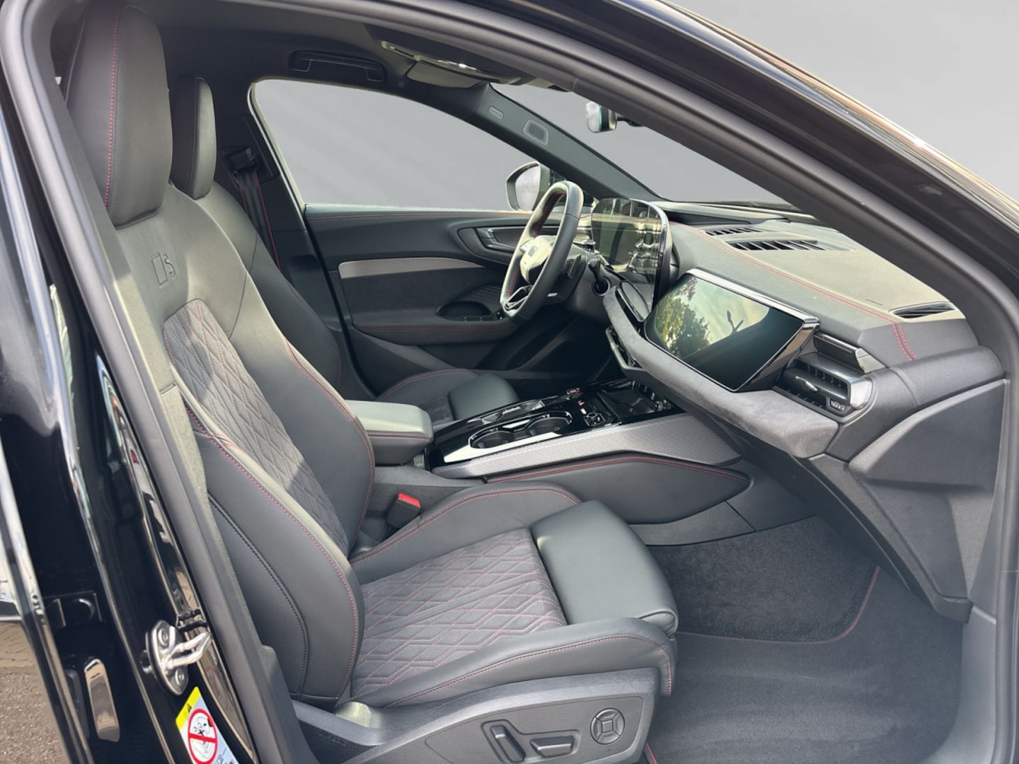 Bild über Audi S5 Avant edition one TFSI 270 kW S tronic - für weitere Informationen kontaktieren Sie den Audi Partner