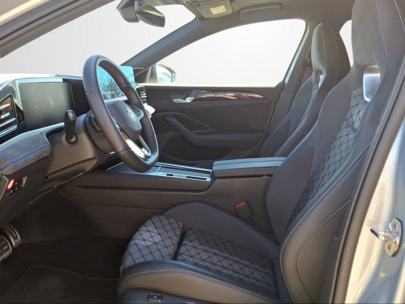 Volkswagen Passat – Bild 8