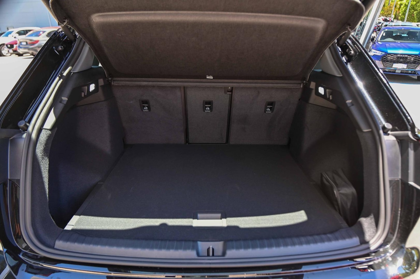 Image about Audi Q4 e-tron 45 e-tron