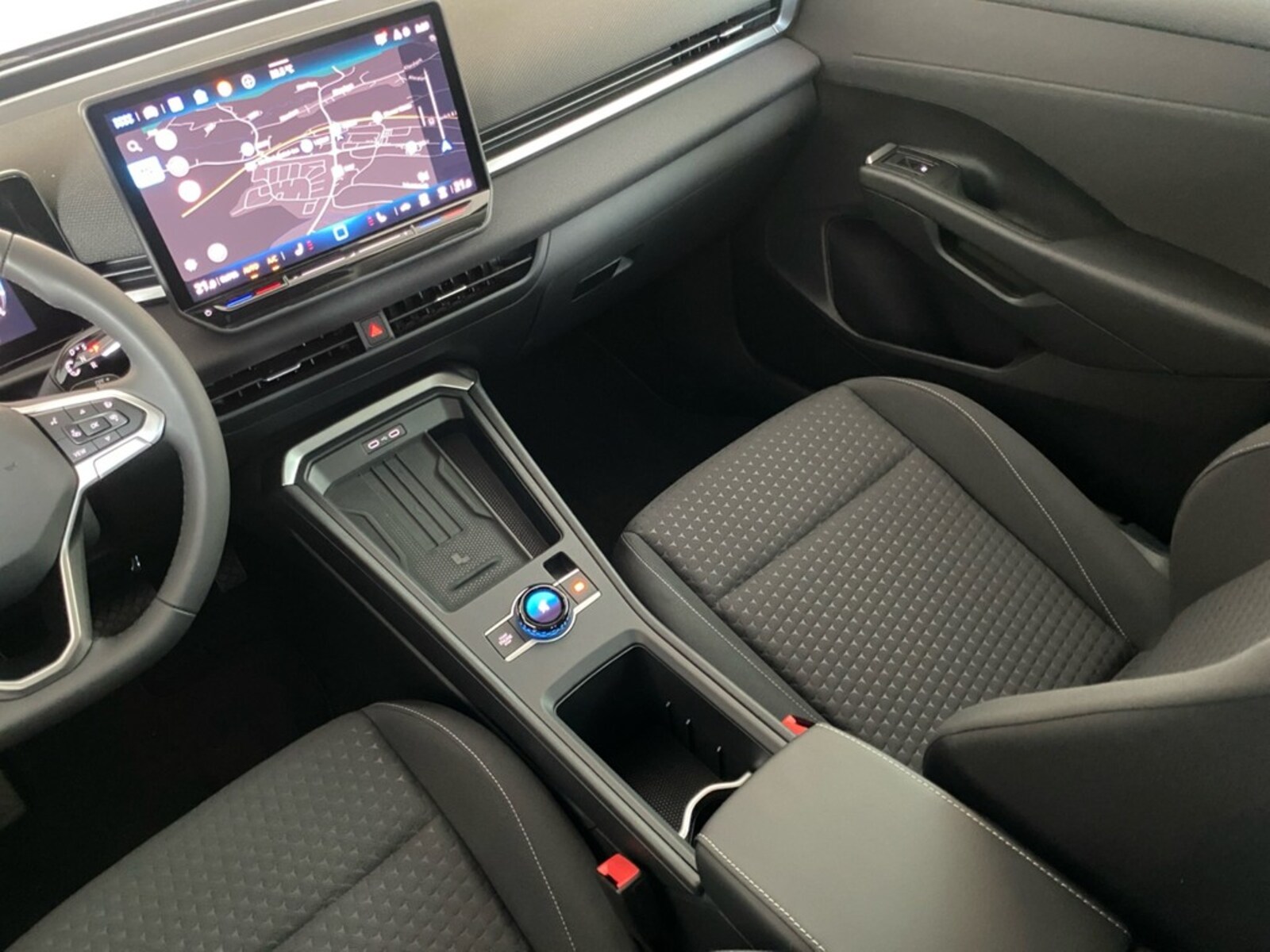 Volkswagen T-Roc – Bild 8