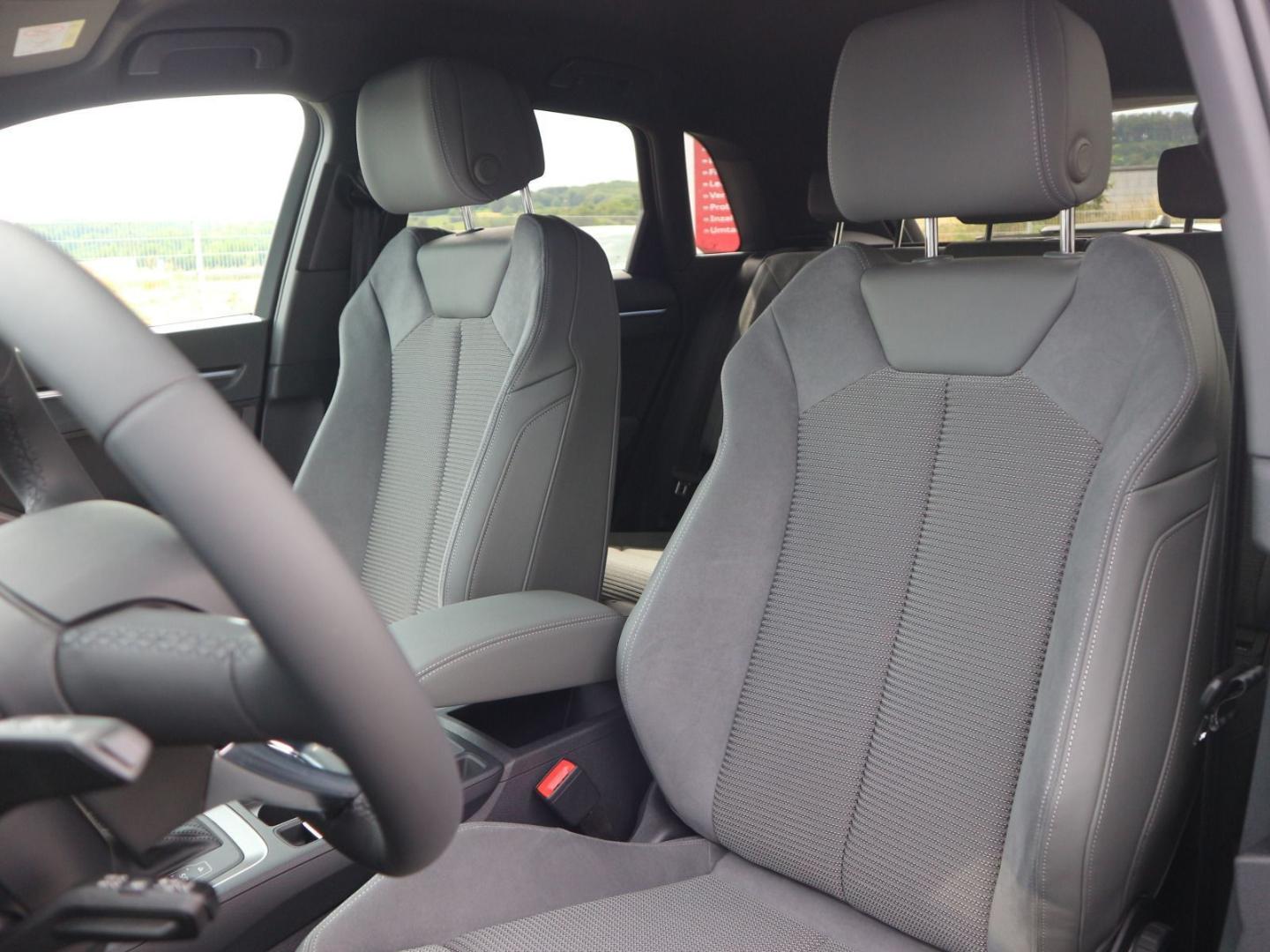 Image about Audi Q3 advanced 35 TDI S tronic