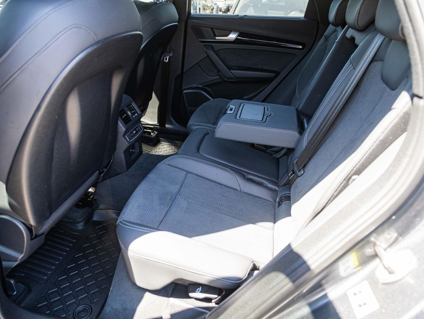 Image about Audi SQ5 Sportback TDI tiptronic