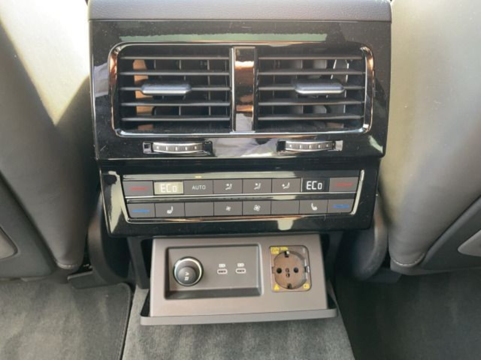 Volkswagen Touareg – Bild 21