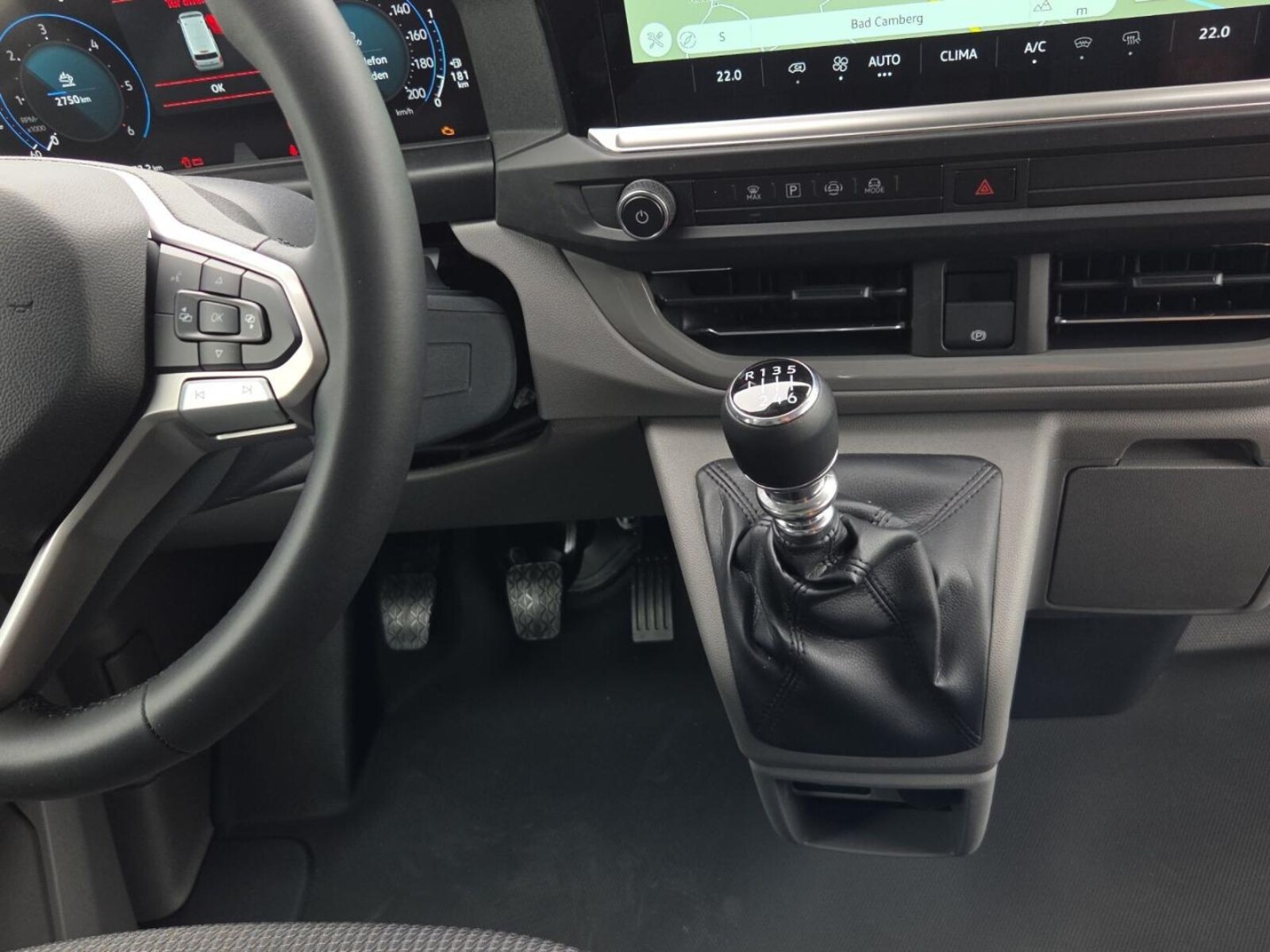 Volkswagen Transporter Kasten kurzer Radstand – Bild 6