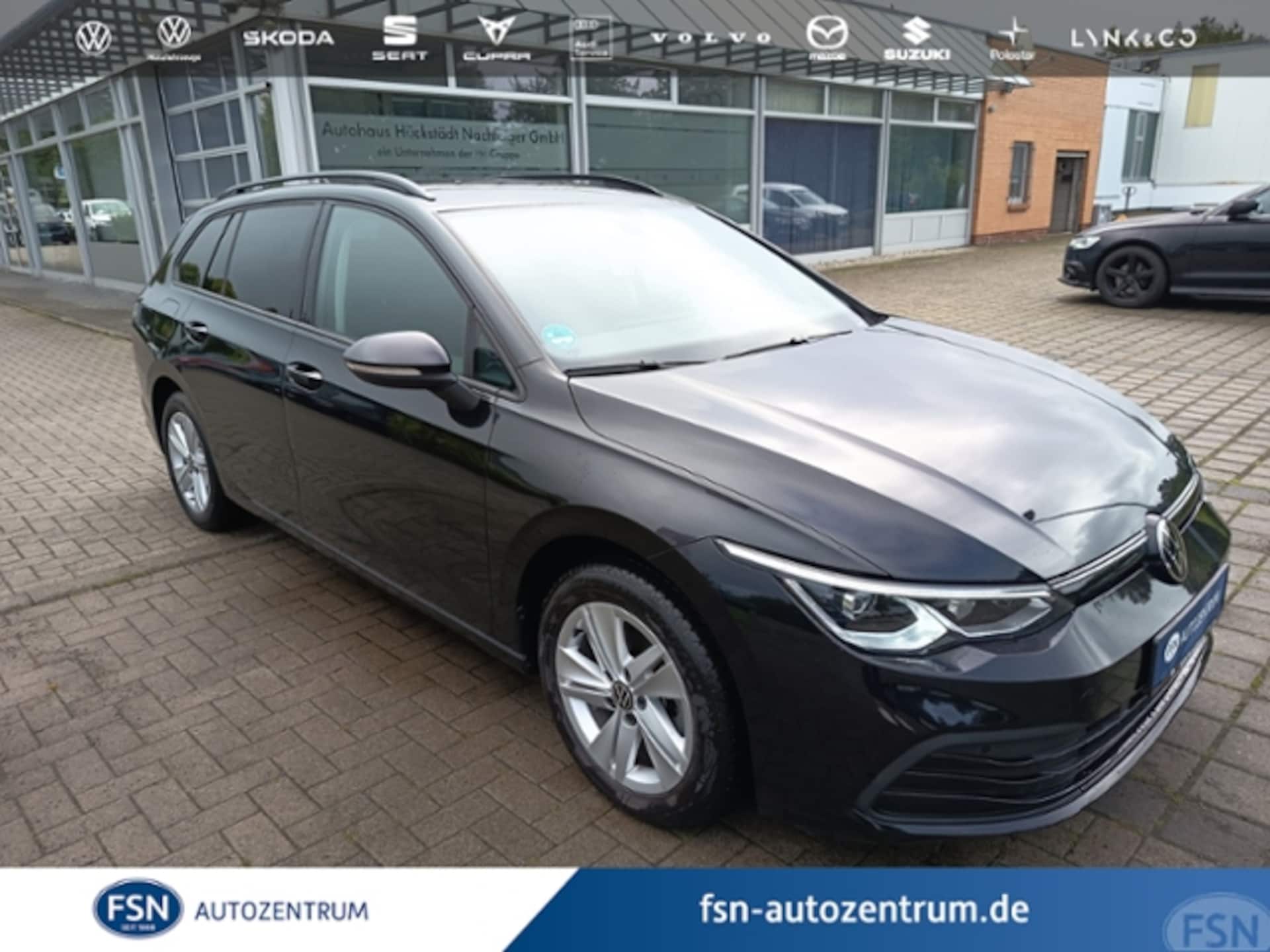 Volkswagen Golf Variant — Volkswagen Golf Variant Golf VIII Variant 1.5 TSI LED PLUS NAVI RFK
