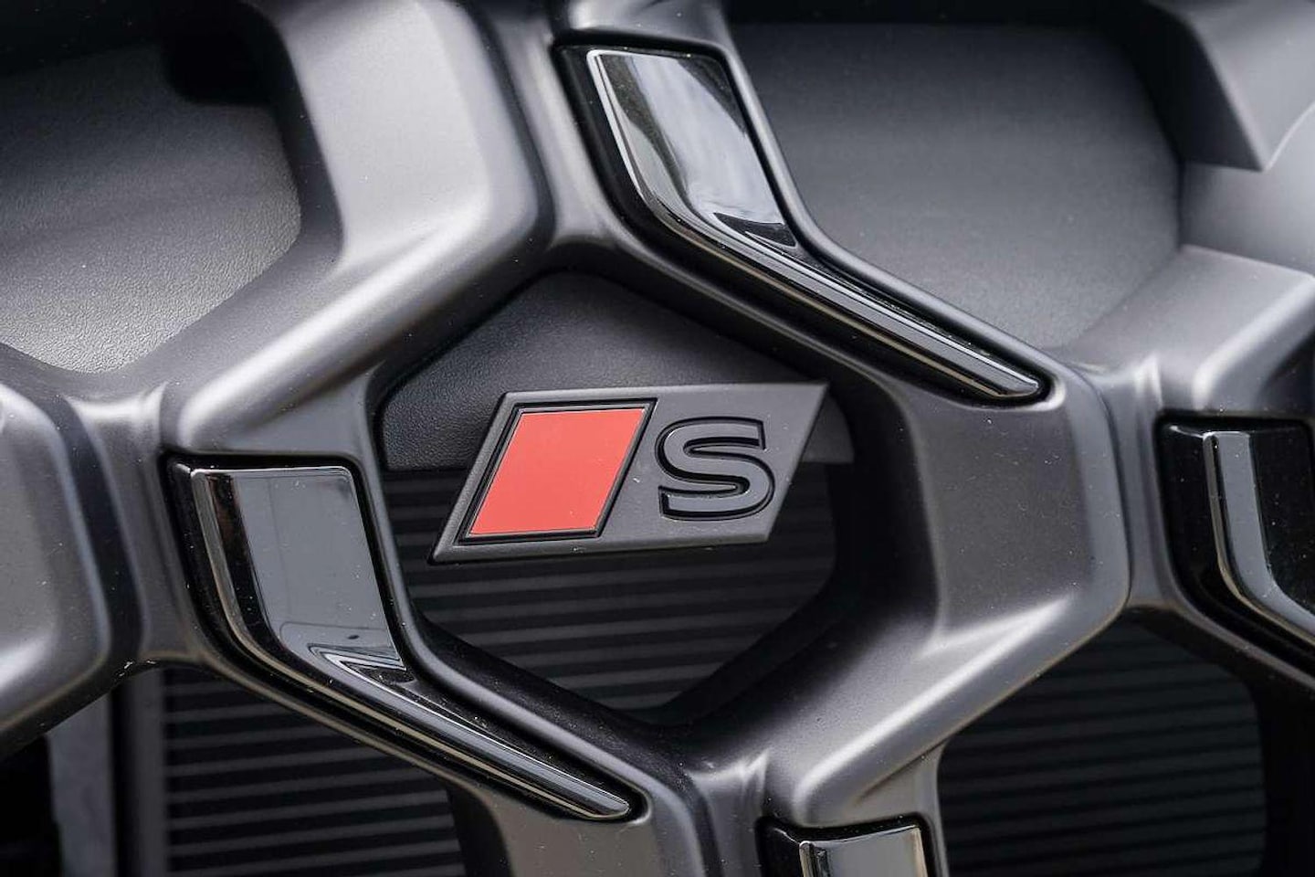 Image about Audi SQ5 SUV TFSI 270 kW edition one