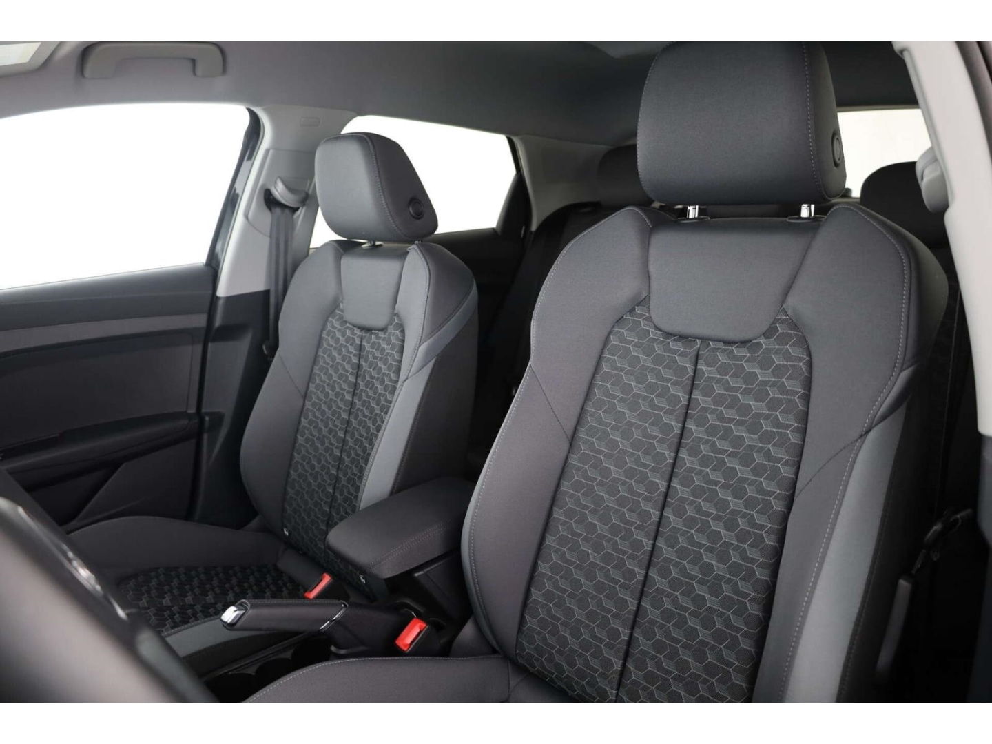 Bild über Audi A1 allstreet 30 TFSI S tronic - für weitere Informationen kontaktieren Sie den Audi Partner