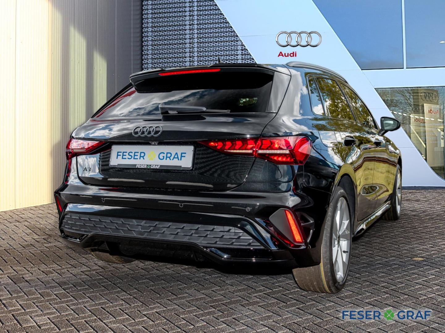 Bild über Audi A3 Sportback TFSI 110 kW S tronic - für weitere Informationen kontaktieren Sie den Audi Partner