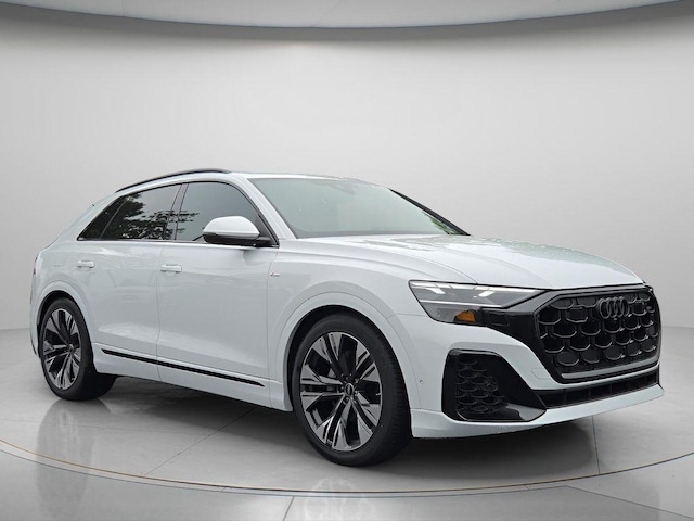 2026 Audi Q8