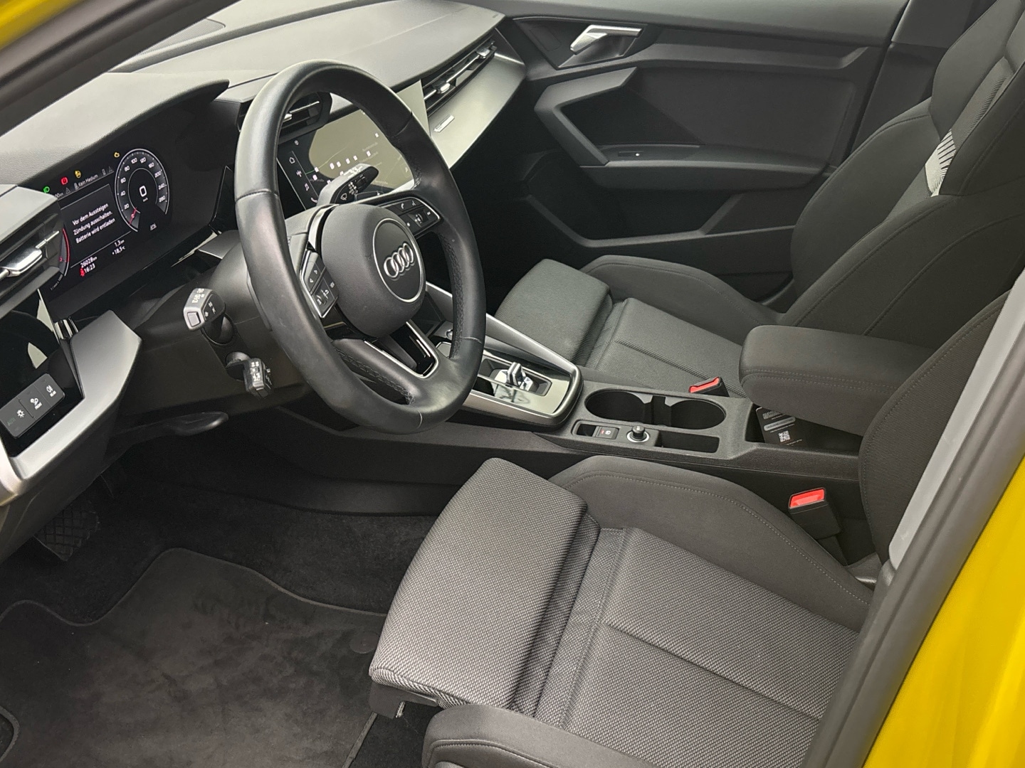 Bild über Audi A3 Sportback advanced 30 TDI S tronic - für weitere Informationen kontaktieren Sie den Audi Partner