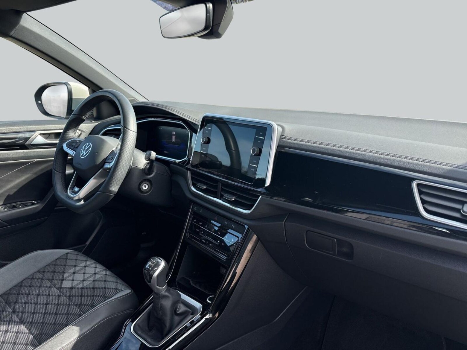 Volkswagen T-Roc – Bild 15